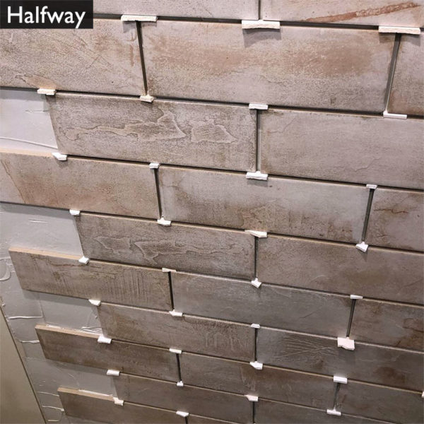 タイル張り洗面所