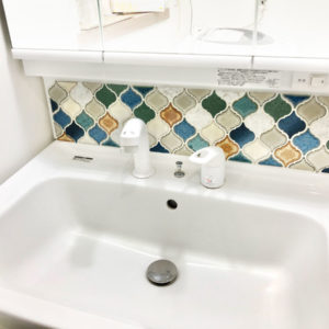 コラベルタイルの洗面所