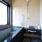 宿のお風呂のようなバスルーム