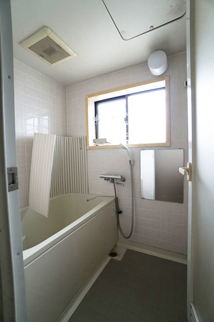 浴室リモデル<ビフォー>