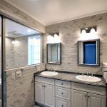 2ボウルのラグジュアリーなパウダールーム＆ユニットバス