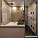 木目調ユニットバス（KOHLER新橋ショールーム）