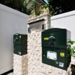 天然サンゴ石の門柱と宅配ボックス「Brizebox」