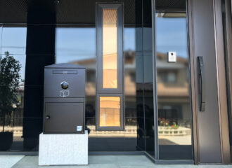 king様邸／宅配ボックス Brizebox Large_01