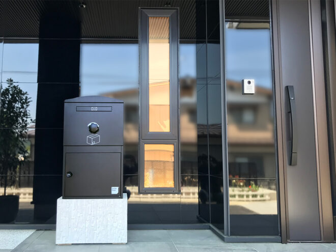 king様邸／宅配ボックス Brizebox Large_01