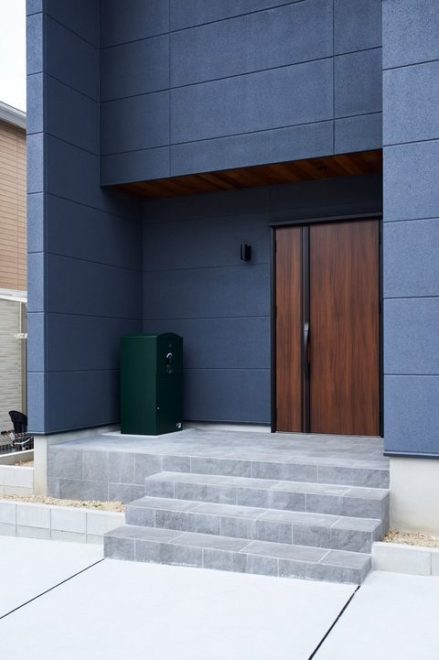 S様邸／宅配ボックス Brizebox Ex-Large ダークグリーン：据え置き施工