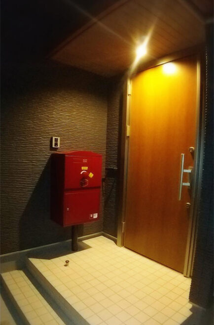 戸建住宅用・宅配ボックス Brizebox Large ボルドー:ポール施工