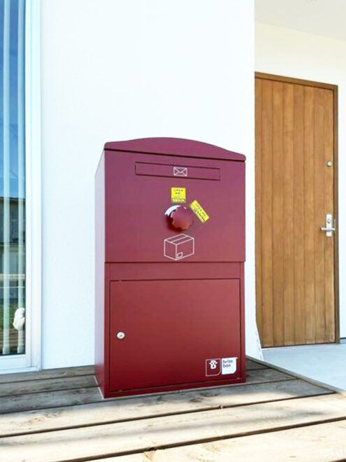 tomomi_birumi様邸/宅配ボックス Brizebox Large ボルドー:据え置き施工