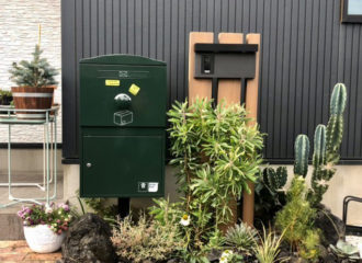 宅配ボックス Brizebox Large ダークグリーン施工事例