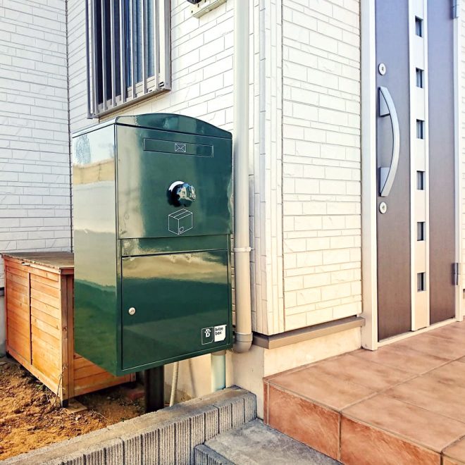 Y様邸／Large ダークグリーン（BL-DG）：ポール施工