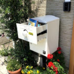 戸建用 宅配ボックス「ブライズボックス」口コミ/アイボリー(BS-Iv):ポール施工