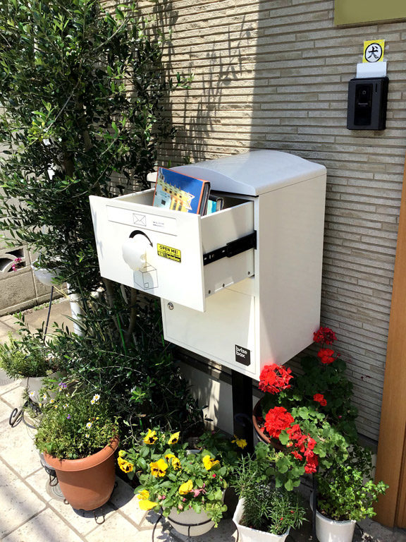 H様邸／Standard アイボリー（BS-Iv）：ポール施工