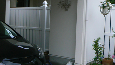 セミプライバシーフェンス