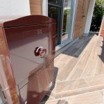 株式会社ジェネシス施工物件／Large ショコラ（BL-CH）：ポール施工