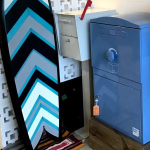 宅配ボックス「ブライズボックス」展示(カリフォルニア工務店ショールーム) 宅配ボックス「ブライズボックス」展示ショールーム(カリフォルニア工務店)